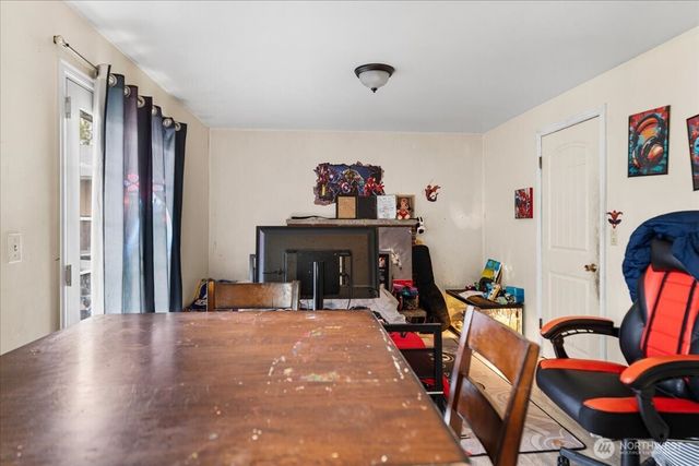 125 E 60th Street, Tacoma, WA 98404