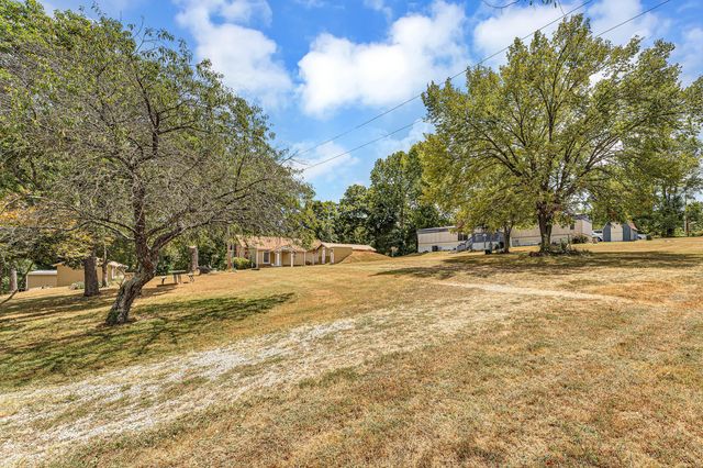 11675 State Highway 76, Forsyth, MO 65653