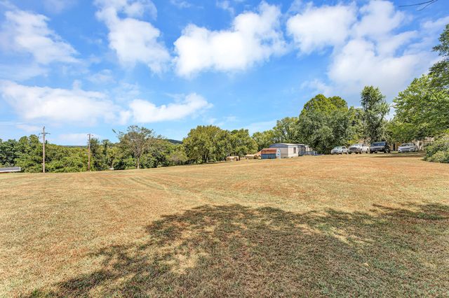 11675 State Highway 76, Forsyth, MO 65653