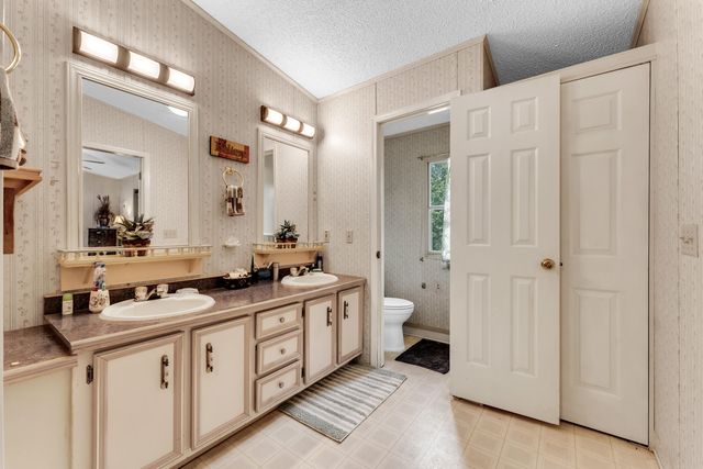 11675 State Highway 76, Forsyth, MO 65653