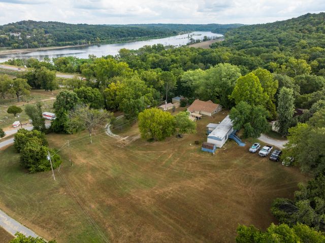 11675 State Highway 76, Forsyth, MO 65653