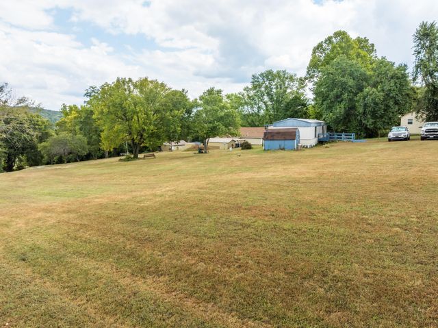 11675 State Highway 76, Forsyth, MO 65653