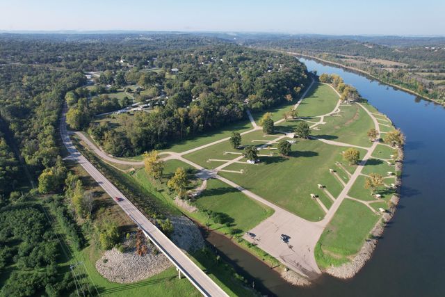 11675 State Highway 76, Forsyth, MO 65653