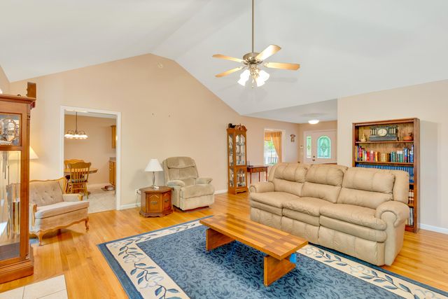 6511 River Stream Drive, Harrison, TN 37341