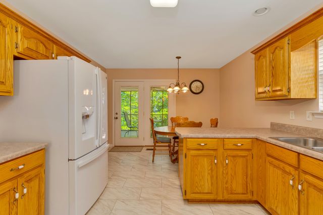 6511 River Stream Drive, Harrison, TN 37341