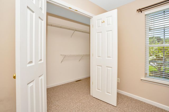 6511 River Stream Drive, Harrison, TN 37341