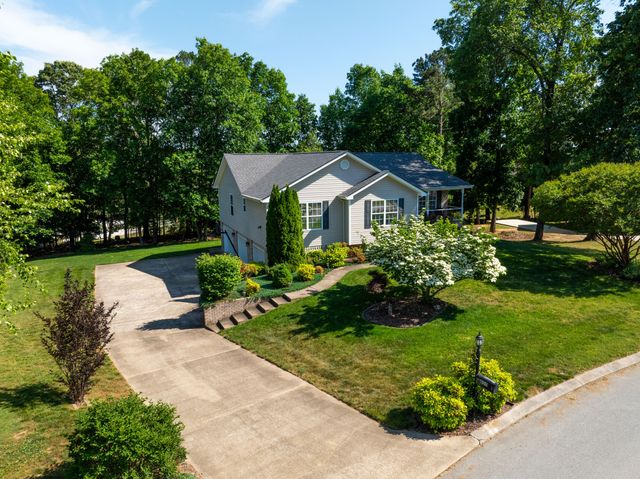 6511 River Stream Drive, Harrison, TN 37341