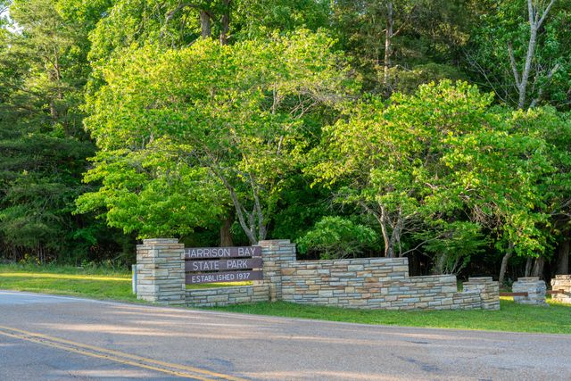 6511 River Stream Drive, Harrison, TN 37341