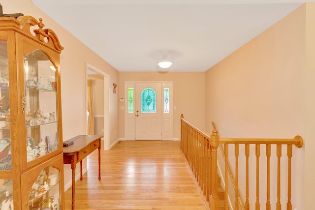 6511 River Stream Drive, Harrison, TN 37341