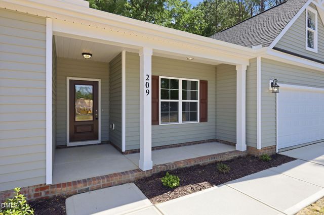 209 Nectar Lane, Bunnlevel, NC 28323
