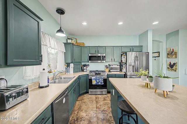 6893 S TOPAZ Place, Chandler, AZ 85249