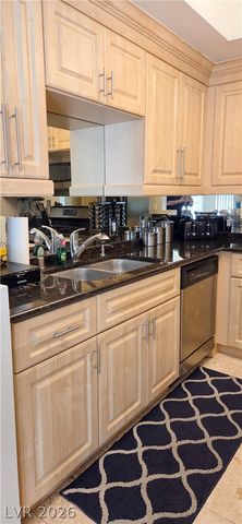 210 East FLAMINGO Road 208, Las Vegas, NV 89169