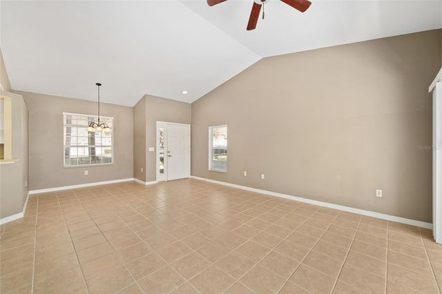 5427 COMPASS POINT 1, Oxford, FL 34484