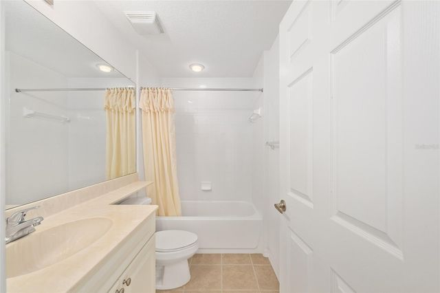 5427 COMPASS POINT 1, Oxford, FL 34484