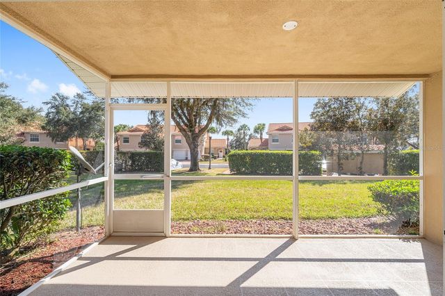 5427 COMPASS POINT 1, Oxford, FL 34484