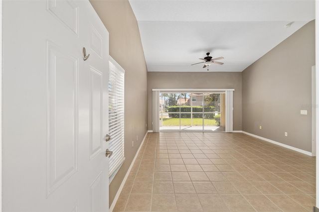5427 COMPASS POINT 1, Oxford, FL 34484