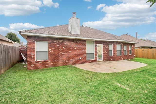 613 Vickery Avenue, Yukon, OK 73099