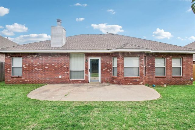 613 Vickery Avenue, Yukon, OK 73099