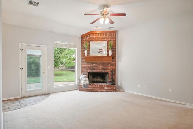 613 Vickery Avenue, Yukon, OK 73099