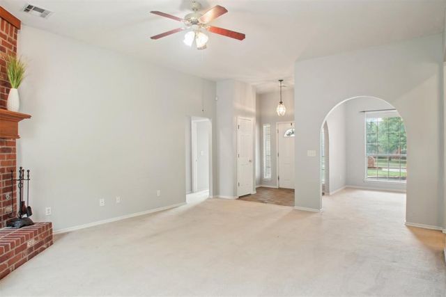 613 Vickery Avenue, Yukon, OK 73099