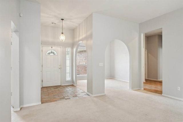 613 Vickery Avenue, Yukon, OK 73099