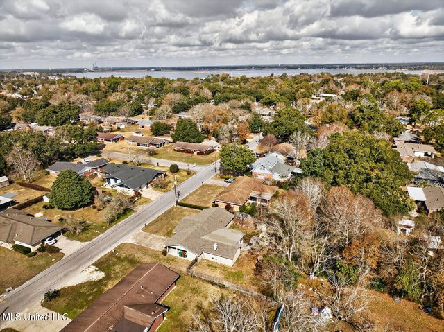 334 Carter Road, Biloxi, MS 39531