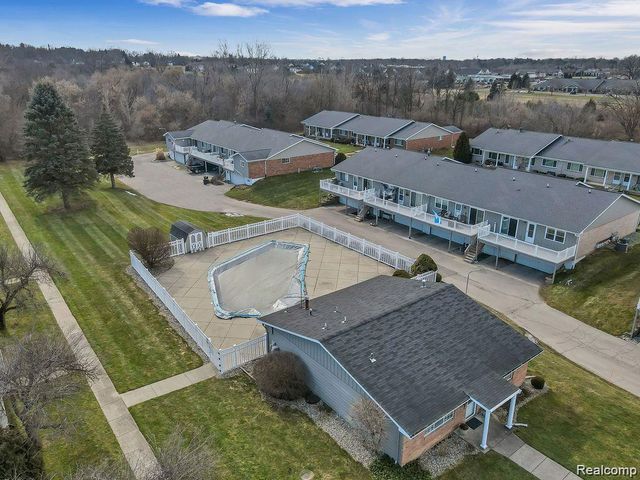 1193 Normandy Terrace Drive, Flint, MI 48532