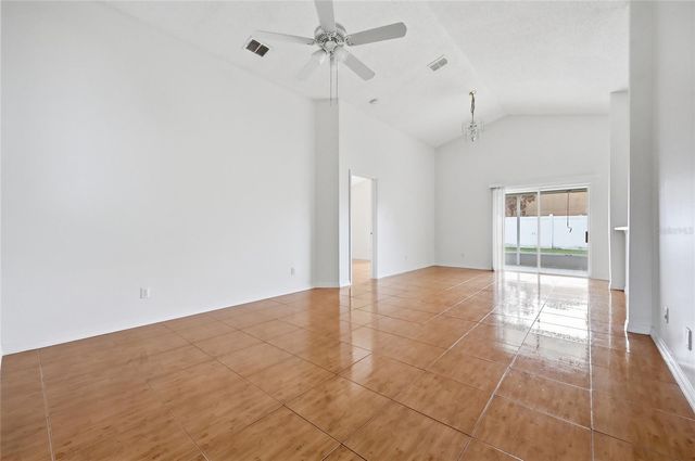 2936 SUMMER WINDS CIRCLE, St Cloud, FL 34769