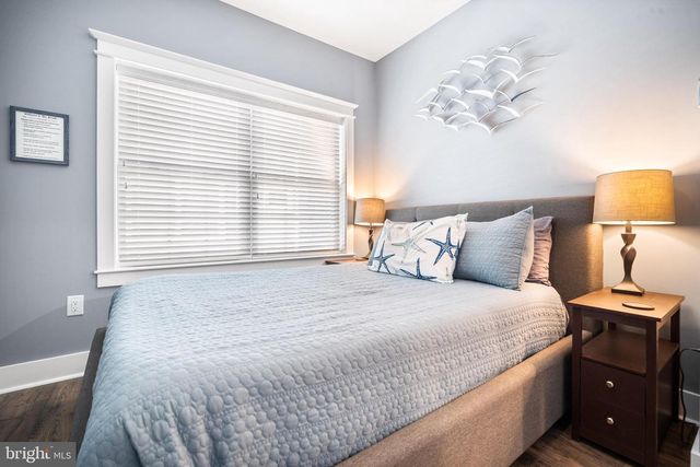 2-B N BATON ROUGE AVE, Ventnor City, NJ 08406