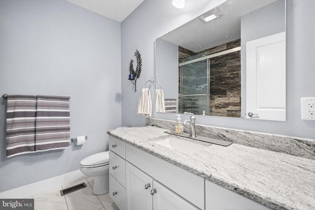 2-B N BATON ROUGE AVE, Ventnor City, NJ 08406