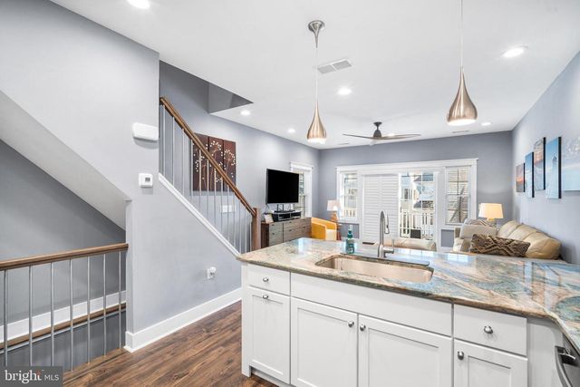 2-B N BATON ROUGE AVE, Ventnor City, NJ 08406