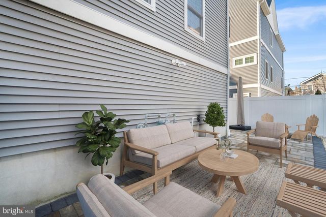 2-B N BATON ROUGE AVE, Ventnor City, NJ 08406