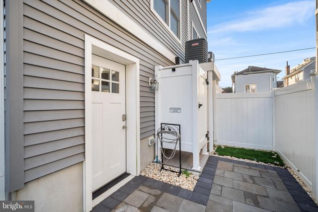 2-B N BATON ROUGE AVE, Ventnor City, NJ 08406