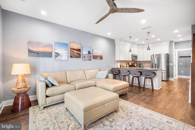 2-B N BATON ROUGE AVE, Ventnor City, NJ 08406