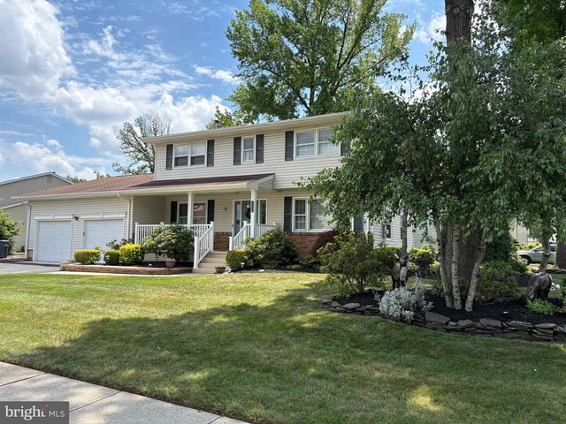 243 TRENTON AVE, Hamilton, NJ 08619