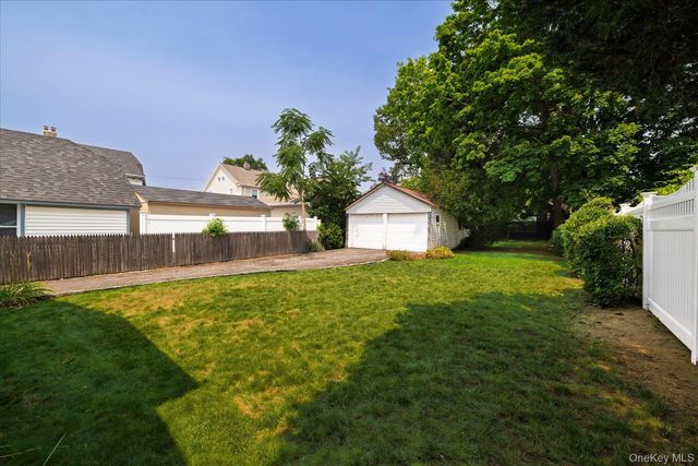 69 Grove Street, Lynbrook, NY 11563