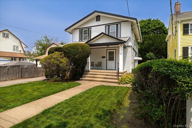 69 Grove Street, Lynbrook, NY 11563