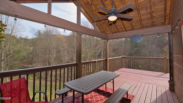3209 Cristobal Way, Sevierville, TN 37862