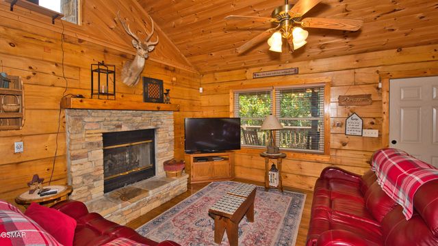 3209 Cristobal Way, Sevierville, TN 37862