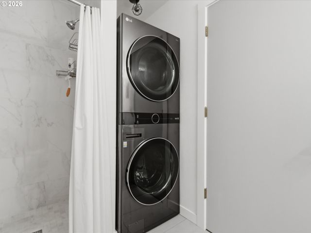 536 Ne GOING St, Portland, OR 97211