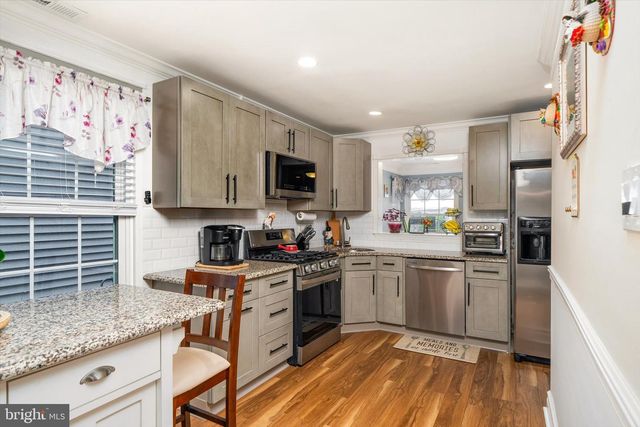 74 WINCHESTER DR, Hightstown, NJ 08520