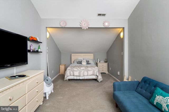 74 WINCHESTER DR, Hightstown, NJ 08520