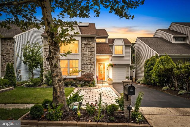 74 WINCHESTER DR, Hightstown, NJ 08520