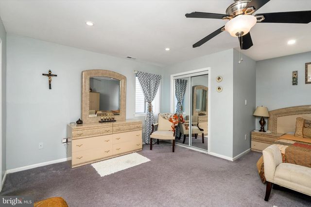 74 WINCHESTER DR, Hightstown, NJ 08520