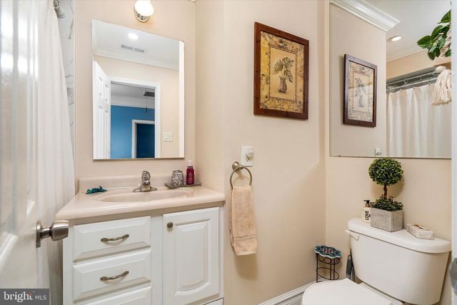 74 WINCHESTER DR, Hightstown, NJ 08520