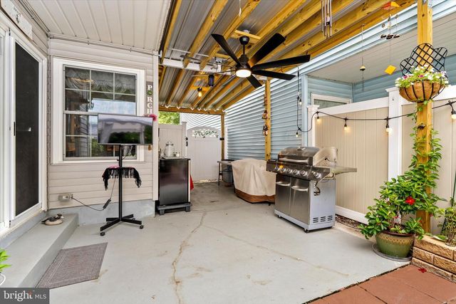 74 WINCHESTER DR, Hightstown, NJ 08520