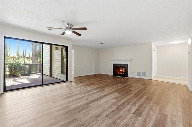 507 Garden Court, Atlanta, GA 30328