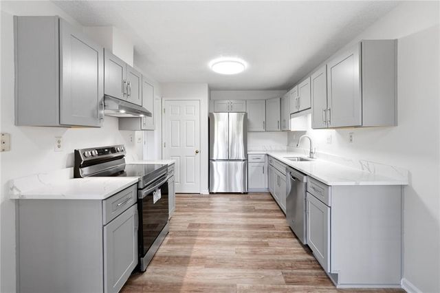 507 Garden Court, Atlanta, GA 30328