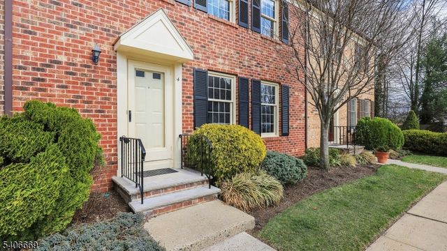 4 Cowperthwaite Sq, Westfield Town, NJ 07090