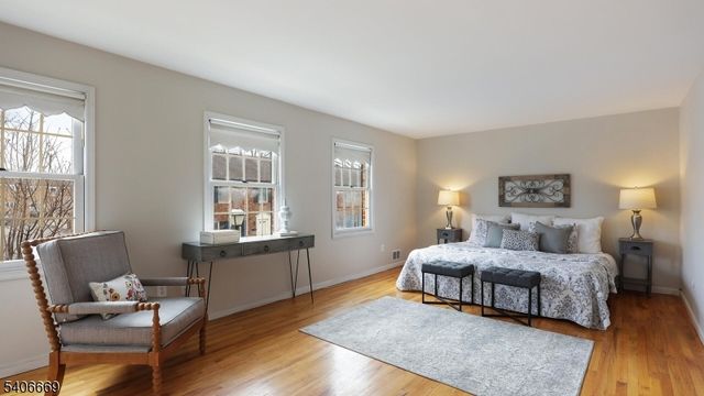 4 Cowperthwaite Sq, Westfield Town, NJ 07090